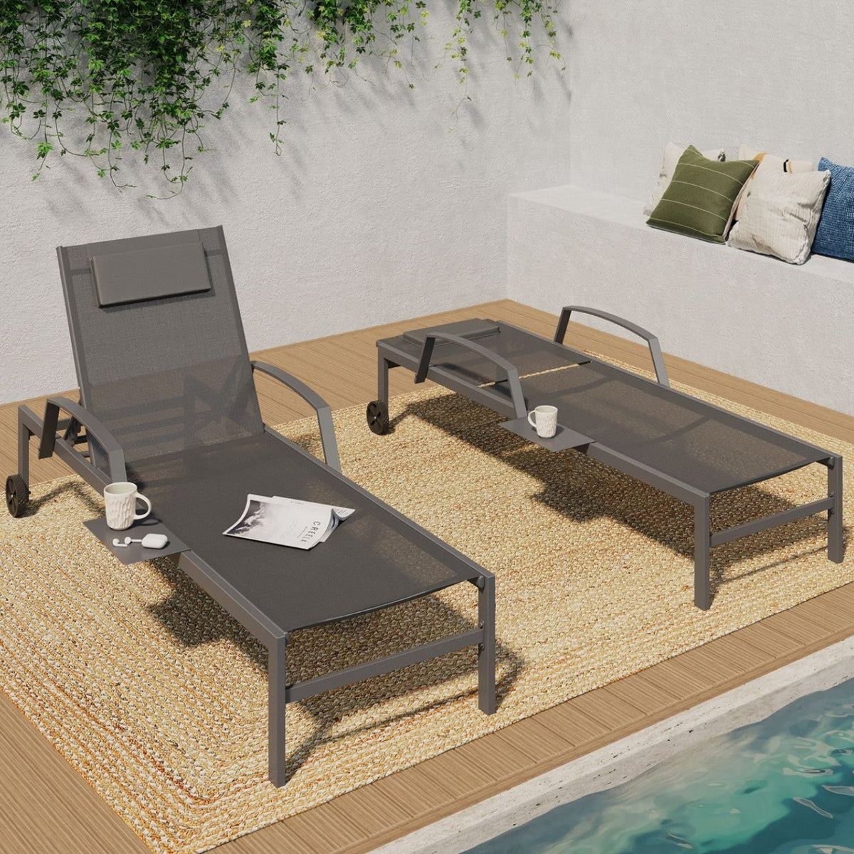 Lot de 2 transats de jardin inclinables JAVA avec tablettes en acier gris et toile grise