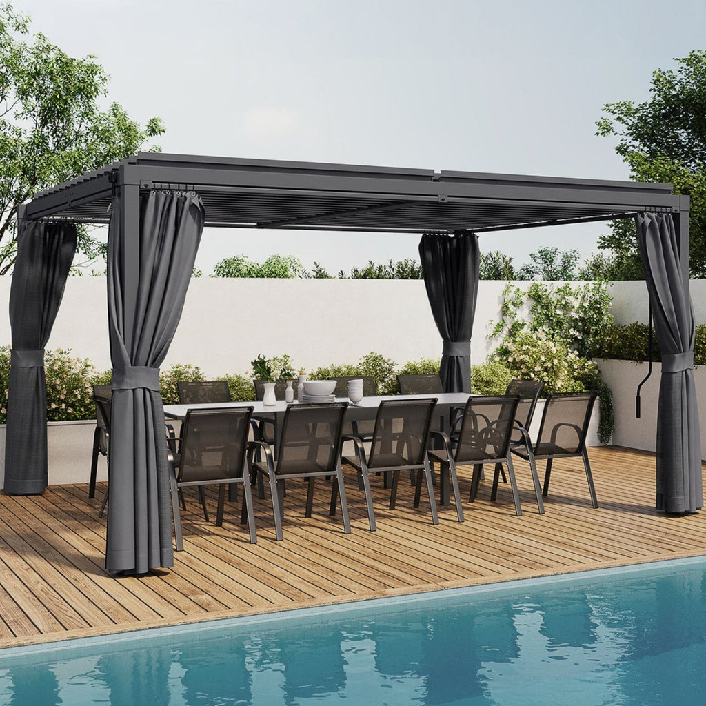 Pergola bioclimatique à lames orientables en acier 3x4 m avec rideaux et moustiquaire, gris anthracite