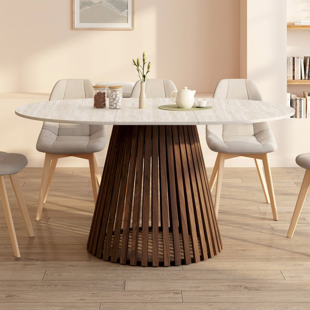 Table à manger extensible ronde CARMEN 4-8 personnes, pied en lattes de noyer et plateau effet travertin, 110 - 150 cm
