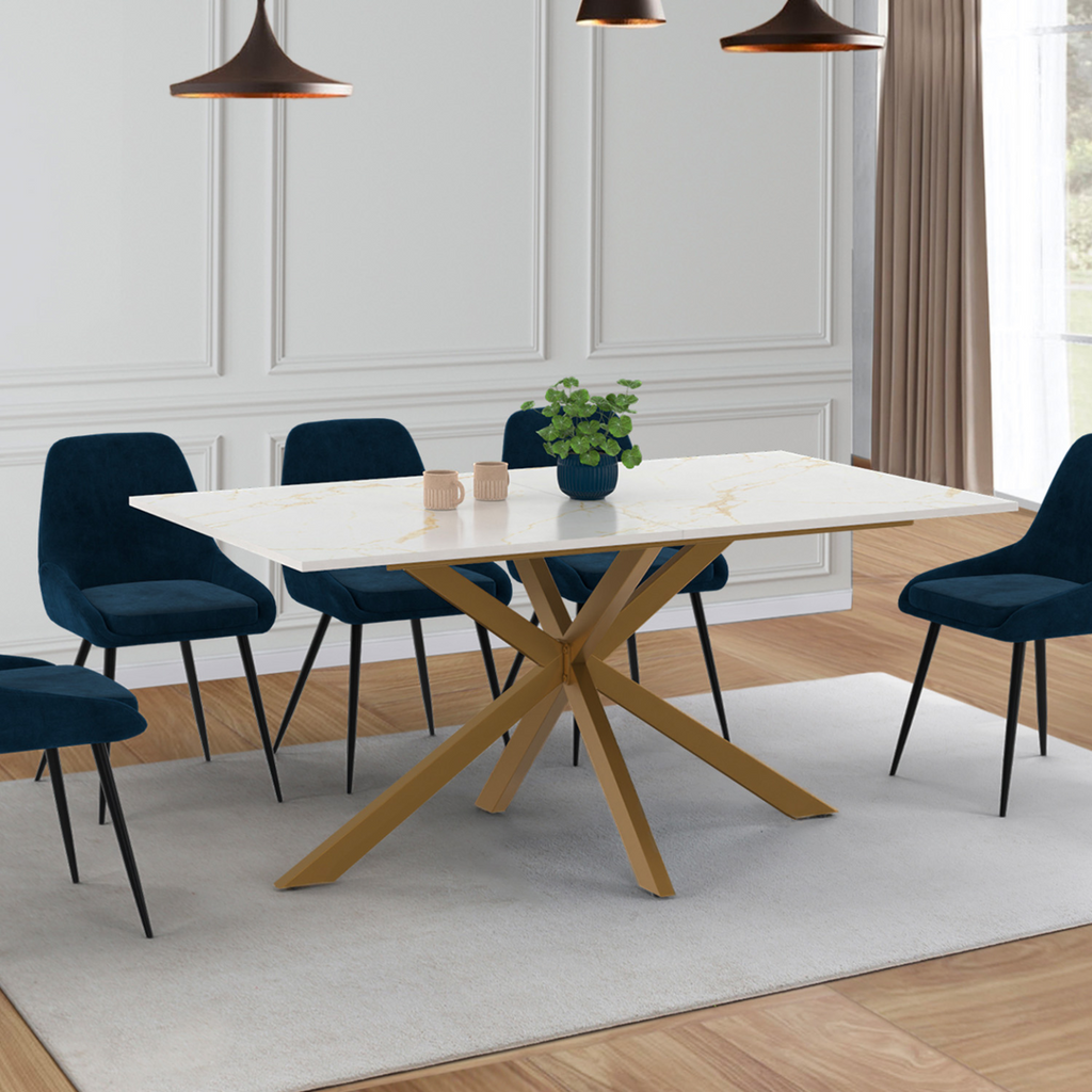 Table à manger rectangulaire ALIX 8 personnes, pied araignée laiton et plateau effet marbre doré ALASKA 160 cm