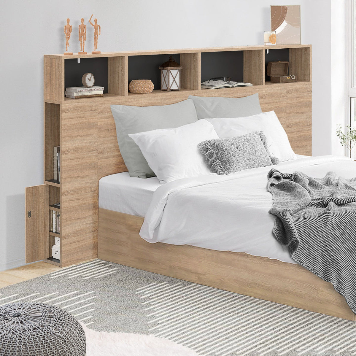 Tête de lit sur pied CLEO 165 cm avec rangements fermés et niches, décor hêtre et noir